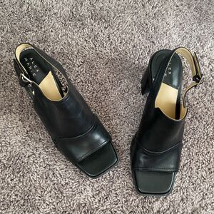 ALEXA MARIE Black Leather Sling Back Block Heel Open Toe Shoes Size 8